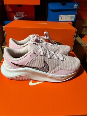 Nike Women's Light Pink Running Shoes Legend Essential 3NN